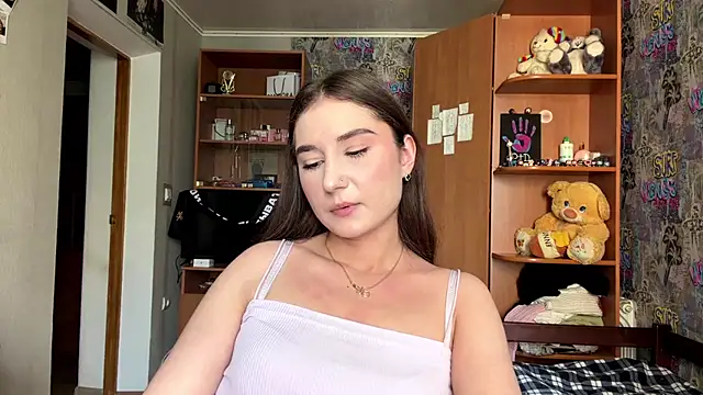 HoneyKittyk online show from July 20, 2026, 10:39 am