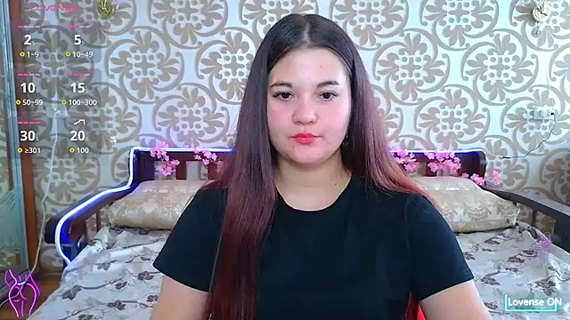 Snapshot of ElisesMuse chatting on July 14, 2026, 10:32 am ElisesMuse online show from July 14, 2026, 10:32 am