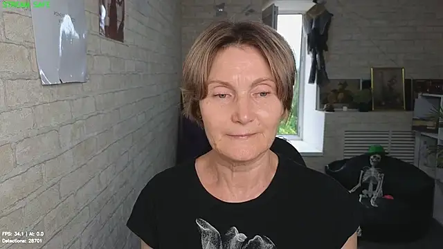 Snapshot of Mabel_Magic chatting on July 17, 2026, 12:34 pm Mabel Magic online show from July 17, 2026, 12:34 pm