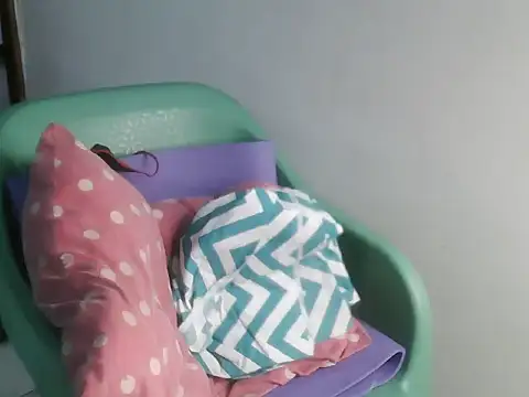 Daddies toy 1 online show from June 4, 2026, 4:51 am