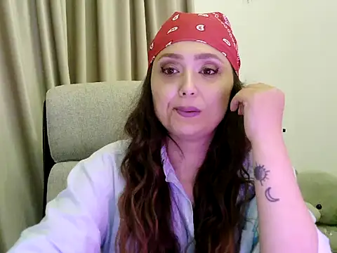 Lola Creolla online show from June 2, 2026, 3:14 pm