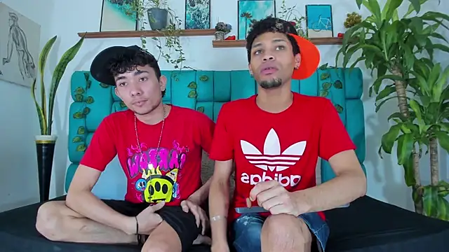 Snapshot of STRANGER_BOYS chatting on July 22, 2026, 11:29 pm STRANGER BOYS online show from July 22, 2026, 11:29 pm