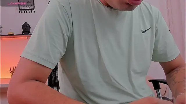 DamianBlazze online show from June 2, 2026, 1:57 pm