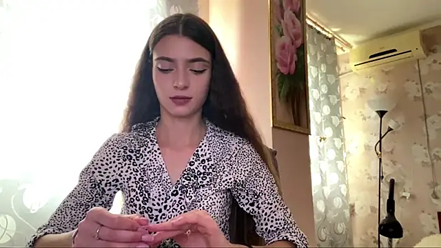 AlvitaBarrett online show from June 3, 2026, 7:22 am