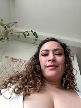 BellaNovaLove online show from June 15, 2026, 8:55 pm