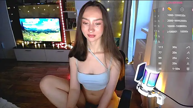 Maryana Ro online show from February 16, 2026, 2:35 pm