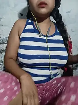 DESI-DOLLL online show from June 14, 2026, 7:27 pm
