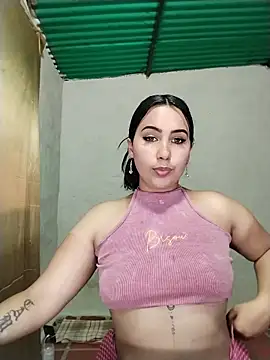 Snapshot of shantall_cute chatting on June 7, 2026, 7:50 pm shantall cute online show from June 7, 2026, 7:50 pm
