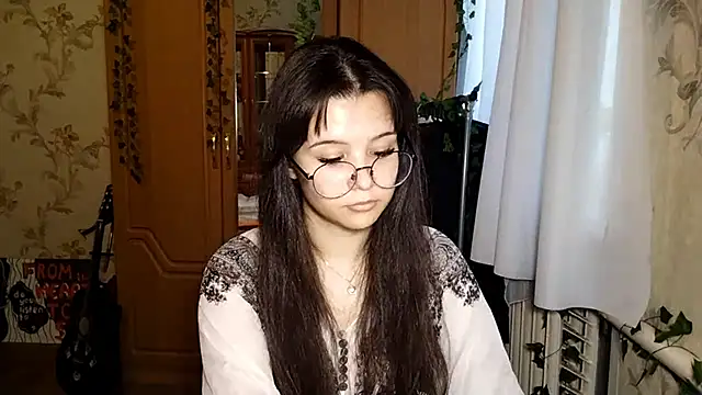 Adilily online show from June 3, 2026, 1:14 pm