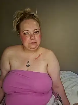 Snapshot of Jaclynnbaby chatting on June 5, 2026, 5:29 pm Jaclynnbaby online show from June 5, 2026, 5:29 pm