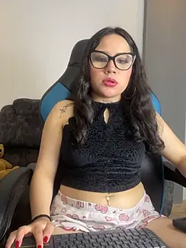 Miiarouse   online show from June 2, 2026, 4:36 am