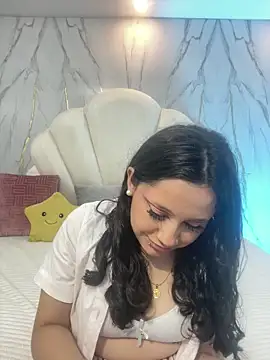 Miiarouse   online show from June 4, 2026, 3:45 am