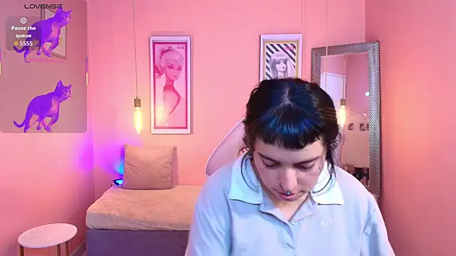  sofia smth xx online show from July 8, 2026, 8:24 pm
