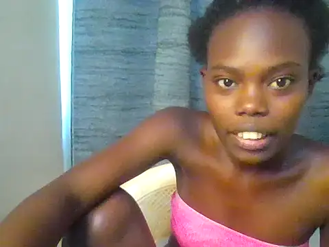 Snapshot of Sweet_quincy chatting on June 26, 2026, 1:48 pm Sweet quincy online show from June 26, 2026, 1:48 pm