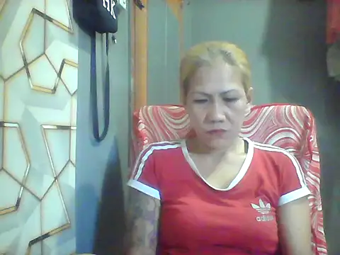 Snapshot of pinayheartaker chatting on July 18, 2026, 1:43 am pinayheartaker online show from July 18, 2026, 1:43 am