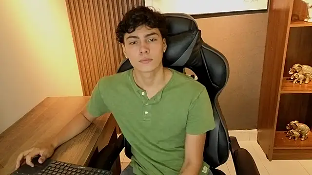 Esteban Fire online show from June 2, 2026, 11:45 am