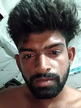 cute boyy01 online show from July 21, 2026, 7:05 pm
