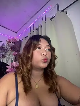 sexy liciousxx online show from June 23, 2026, 8:51 pm