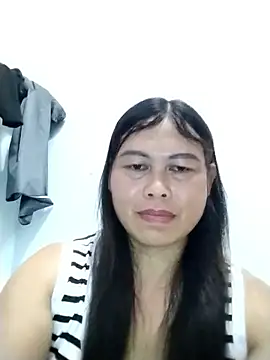 -Hatybi- online show from May 31, 2026, 10:00 am