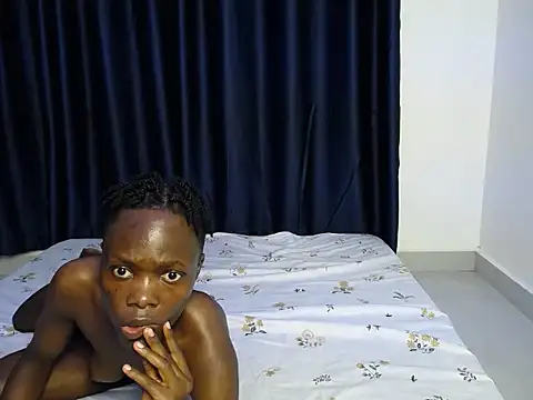 Snapshot of Melaninmagicc chatting on July 11, 2026, 12:08 pm Melaninmagicc online show from July 11, 2026, 12:08 pm