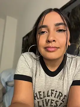 Snapshot of HaileyBieber_ chatting on July 9, 2026, 12:15 am HaileyBieber online show from July 9, 2026, 12:15 am
