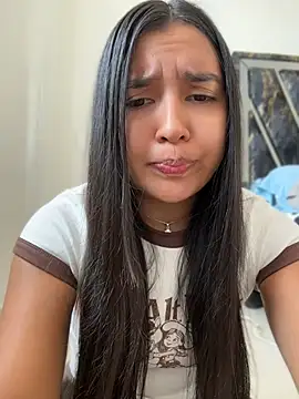 Snapshot of HaileyBieber_ chatting on July 15, 2026, 3:50 pm HaileyBieber online show from July 15, 2026, 3:50 pm