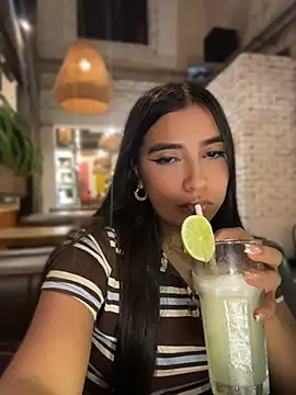 Snapshot of HaileyBieber_ chatting on July 25, 2026, 12:31 am HaileyBieber online show from July 25, 2026, 12:31 am