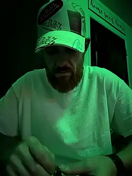 Snapshot of neonginger chatting on July 23, 2026, 8:01 am neonginger online show from July 23, 2026, 8:01 am