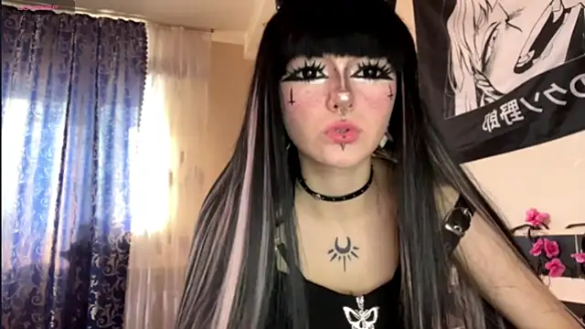 Snapshot of HolyCute chatting on July 20, 2026, 3:36 pm HolyCute online show from July 20, 2026, 3:36 pm