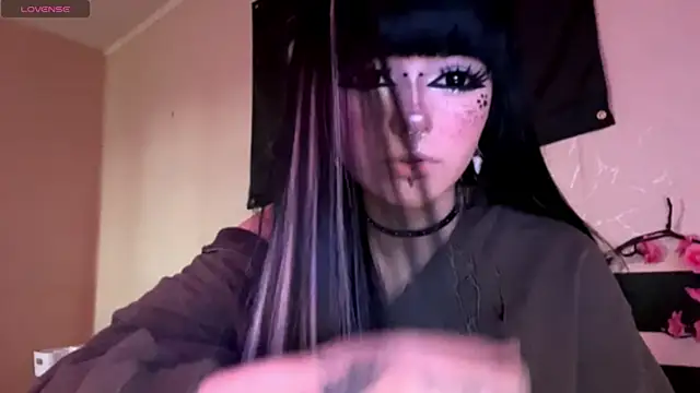 HolyCute online show from July 22, 2026, 11:24 am
