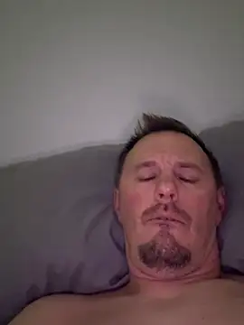 Hardpaul85 online show from June 26, 2026, 6:23 pm
