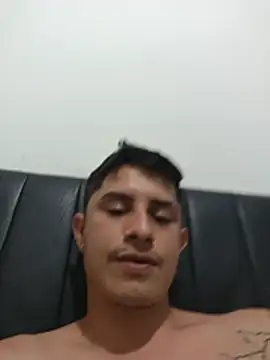 Snapshot of wickedboy_twin1 chatting on July 18, 2026, 1:43 am wickedboy twin1 online show from July 18, 2026, 1:43 am