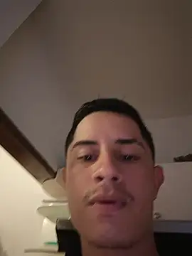 Snapshot of wickedboy_twin1 chatting on July 18, 2026, 3:27 pm wickedboy twin1 online show from July 18, 2026, 3:27 pm