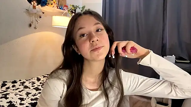 IraidaBatz online show from June 3, 2026, 1:46 pm