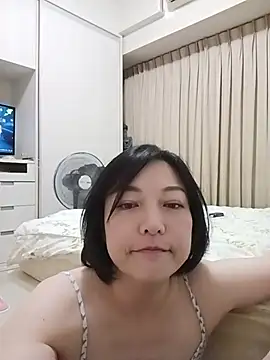 becca201 online show from July 28, 2026, 1:21 pm