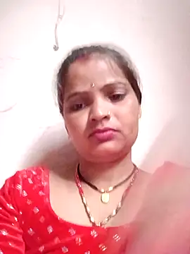Snapshot of Divya_hot88 chatting on July 9, 2026, 1:20 am Divya hot88 online show from July 9, 2026, 1:20 am