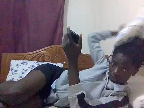 isabellachan online show from June 2, 2026, 7:38 pm