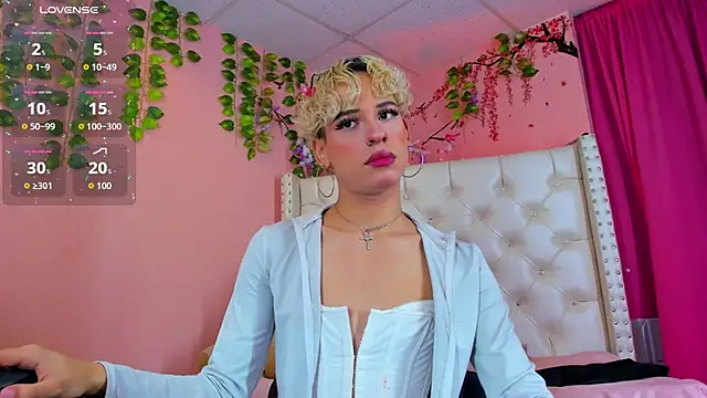valentinee xo online show from June 27, 2026, 5:34 am