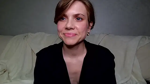 NatalieMoses online show from June 12, 2026, 7:02 pm