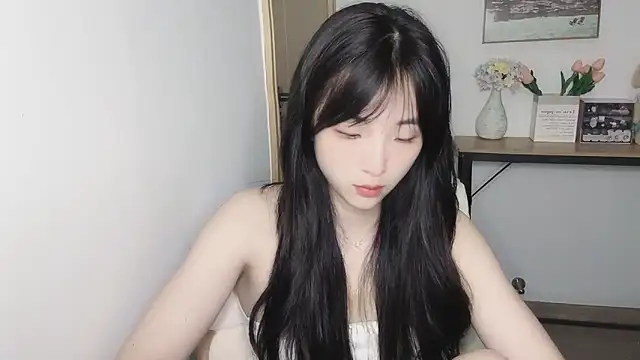 Louise-3 online show from July 18, 2026, 11:08 pm