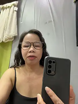 honghong mother online show from June 7, 2026, 1:43 am