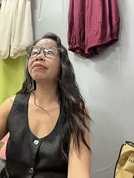 honghong mother online show from June 13, 2026, 12:47 pm