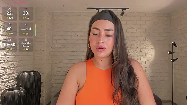VictoriaBennetX online show from July 13, 2026, 6:55 pm