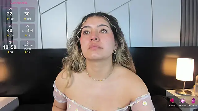 ChloeBelle  online show from July 18, 2026, 2:10 pm