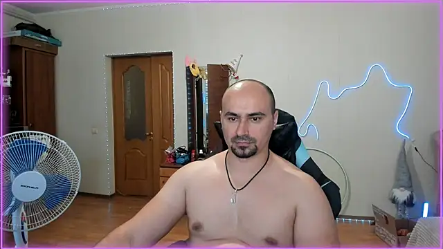 Snapshot of -SexyDaddy- chatting on June 20, 2026, 8:28 am -SexyDaddy- online show from June 20, 2026, 8:28 am