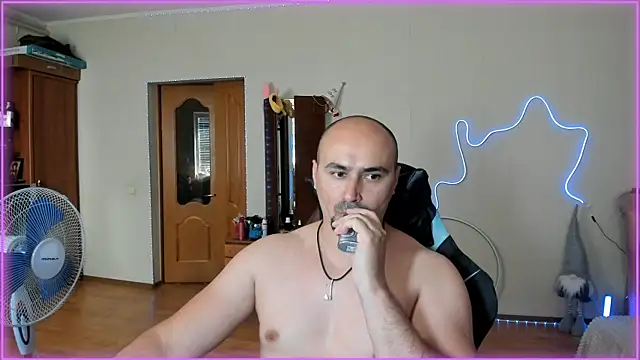 Snapshot of -SexyDaddy- chatting on June 27, 2026, 10:53 am -SexyDaddy- online show from June 27, 2026, 10:53 am
