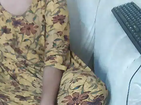 sexxybutties online show from June 1, 2026, 6:26 am