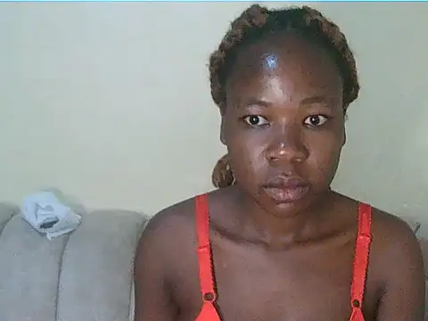 sexxybutties online show from June 3, 2026, 2:33 pm