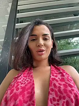 chloenyx online show from July 16, 2026, 12:00 pm