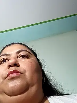 Karissa 07 online show from June 3, 2026, 2:33 pm